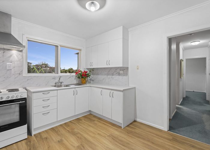  at 2/10 Mahon Place, Papatoetoe, Manukau City, Auckland