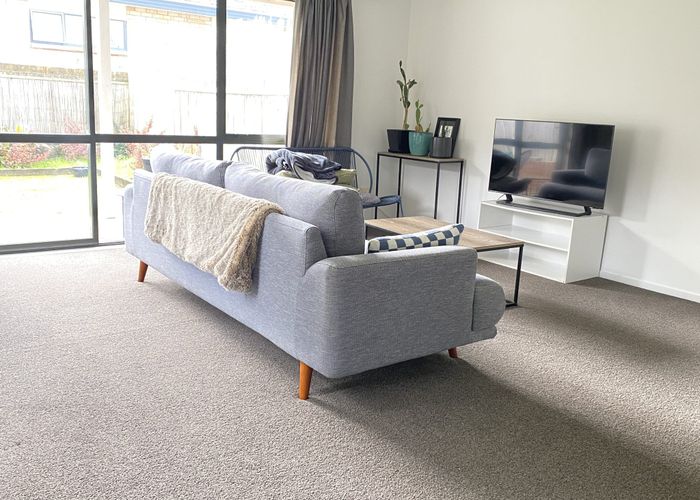  at 1/31 Lucienne Drive, Ranui, Waitakere City, Auckland