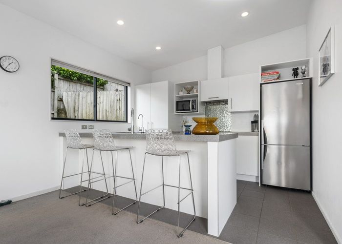  at 142a Kittiwake Drive, Schnapper Rock, Albany, North Shore City, Auckland