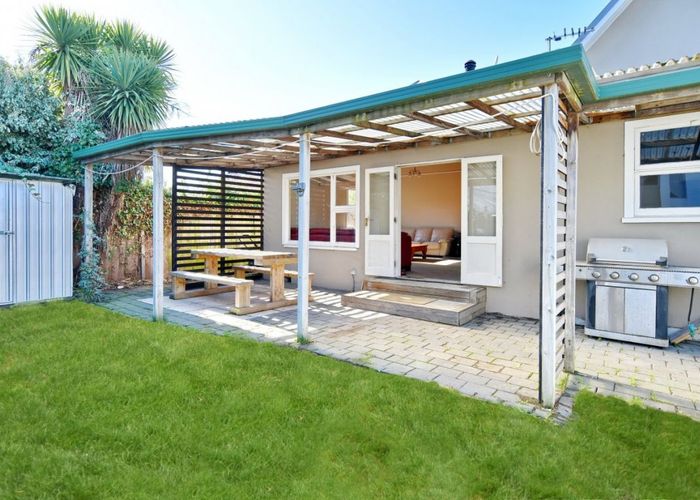  at 137 Geraldine Street, Edgeware, Christchurch