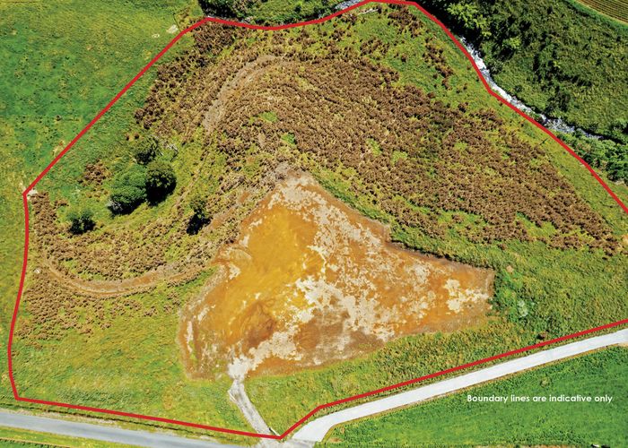  at 6 Te Ara Karoiroa, Omata, New Plymouth, Taranaki