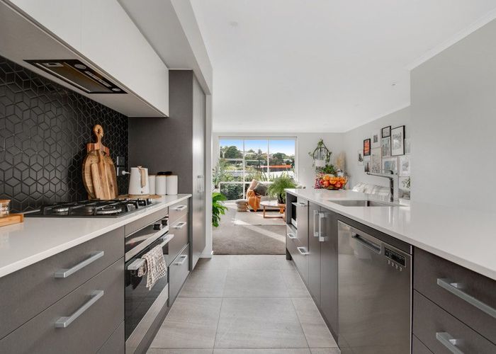  at 30 Taitonga Lane, Stanmore Bay, Whangaparaoa