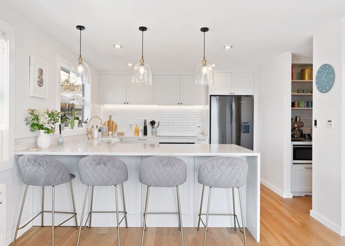  at 9 Calder Place, Wai o Taiki Bay, Auckland