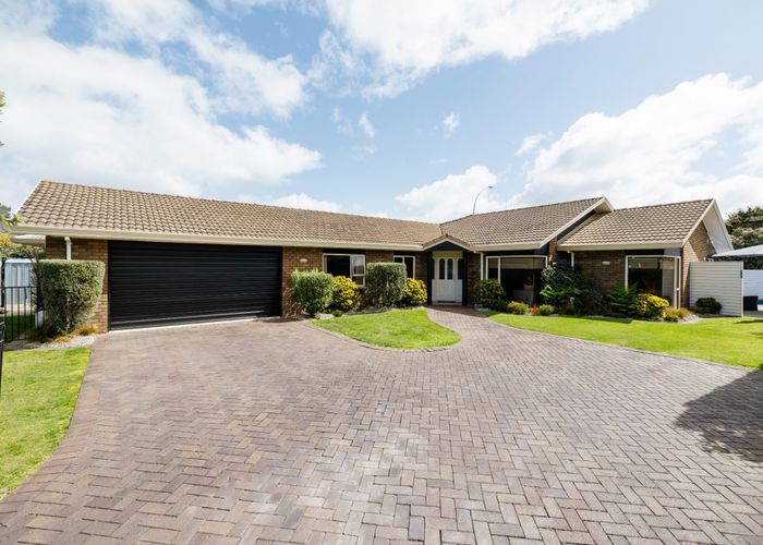  at 18 Ashley Street, St Andrews, Hamilton