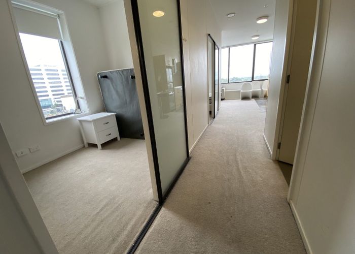  at 17 Putney Way, Manukau, Manukau City, Auckland