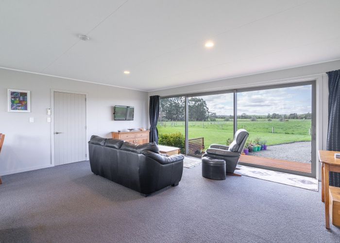  at 155 Crow Road, Thomsons Crossing, Winton
