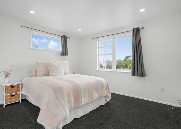 at 9 Laburnum Grove, Maungaraki, Lower Hutt, Wellington