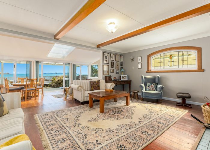  at 32 Steyne Avenue, Plimmerton, Porirua