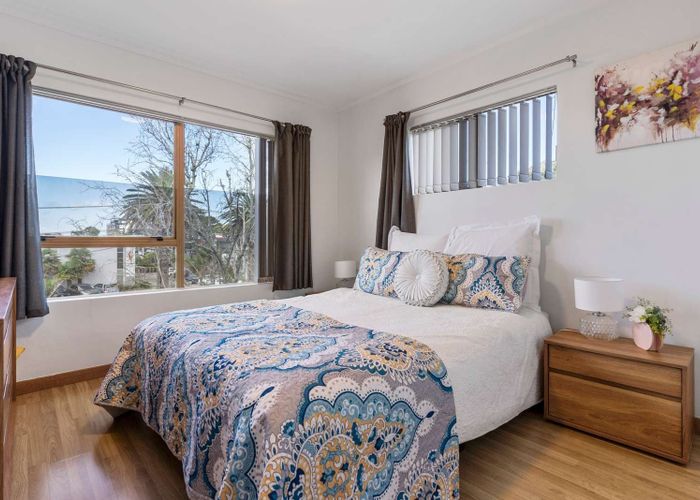  at 5/762 Beach Road, Browns Bay, Auckland