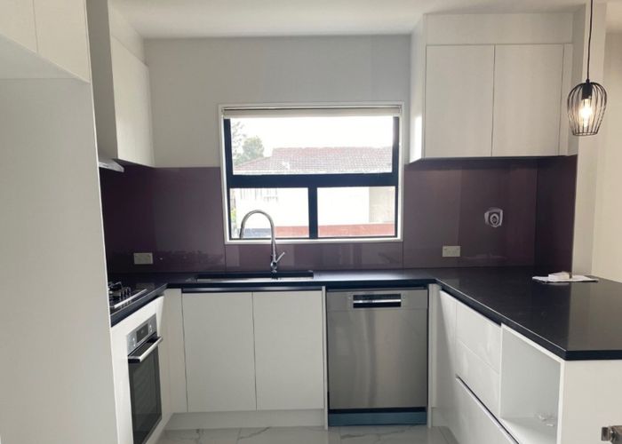  at 9A Garth Place, Manurewa, Auckland