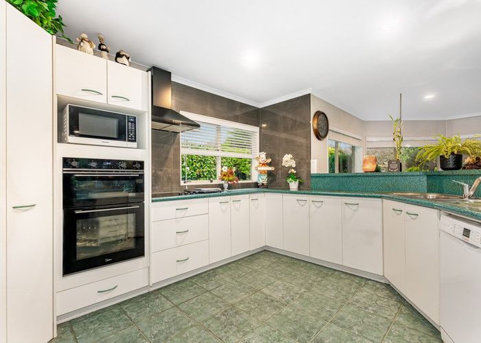  at 60 Emerald Hill Drive, Birchville, Upper Hutt, Wellington