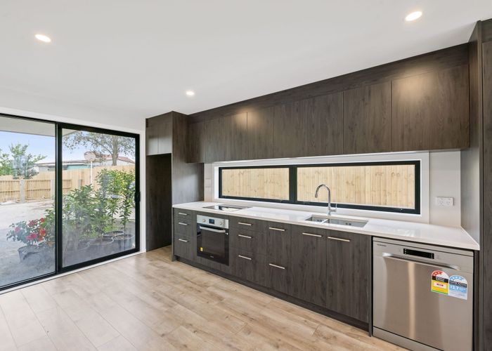  at 1/47 Freeland Avenue, Mount Roskill, Auckland