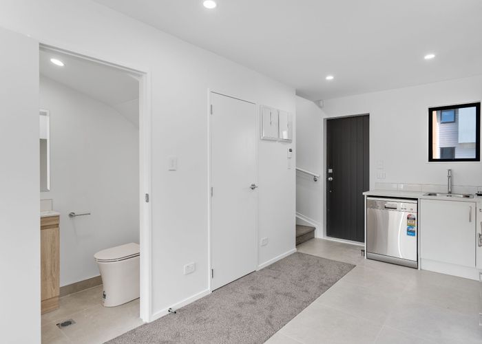  at 35 Raupeti Lane, Henderson, Waitakere City, Auckland