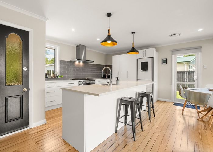  at 12 Thomas Place, Cambridge, Waipa, Waikato