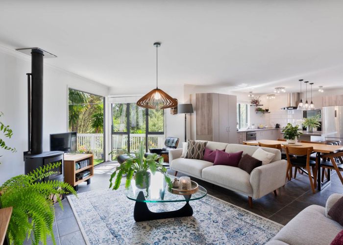  at 77 Hobson Road, Albany, North Shore City, Auckland