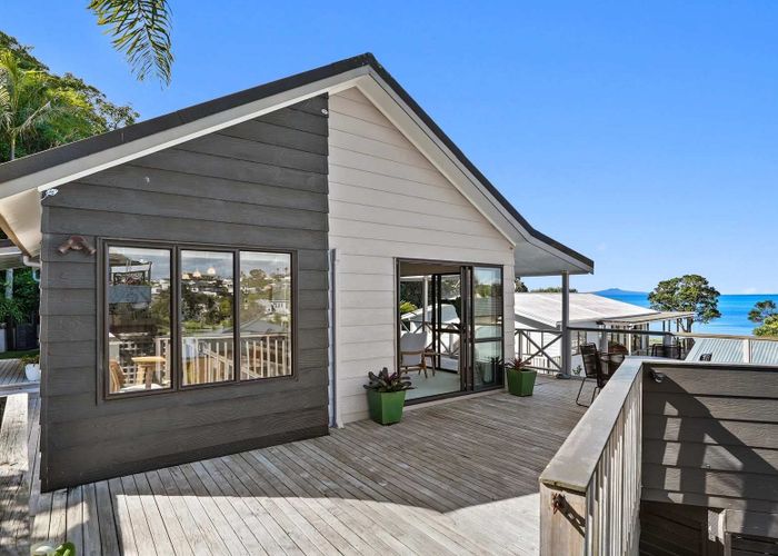  at 36 Zita Avenue, Matakatia, Whangaparaoa