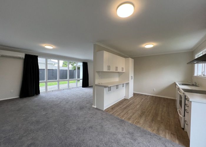  at 5 Shirldale Place, Avonhead, Christchurch