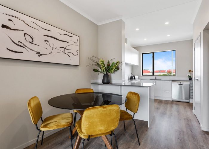  at 4/4 Onekiritea Drive, Hobsonville, Waitakere City, Auckland