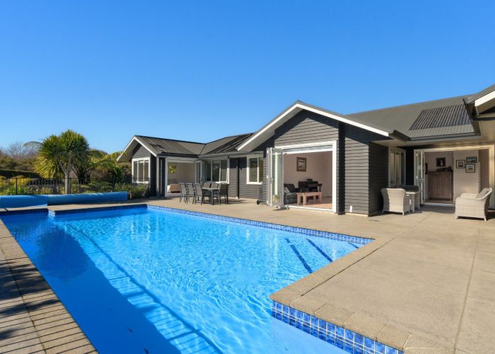  at 15 Pinasta Place, Tauranga