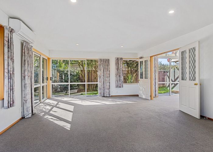  at 2/2 Hurunui Street, Cracroft, Christchurch