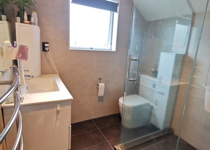  at 1384 Dominion Road, Mount Roskill, Auckland City, Auckland