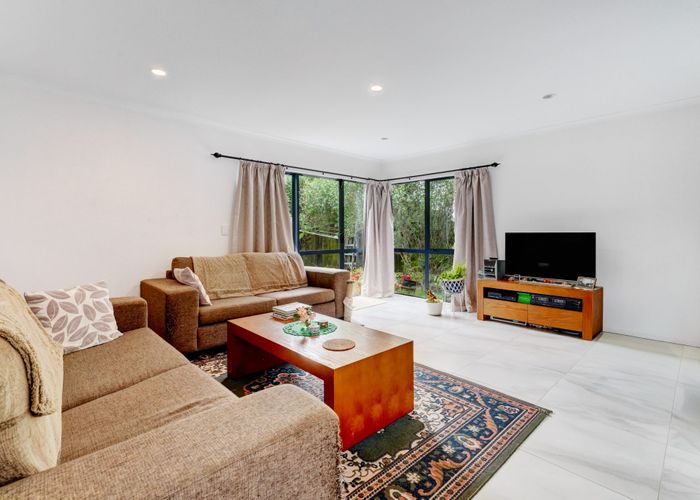  at 45A Redoubt Road, Goodwood Heights, Manukau City, Auckland