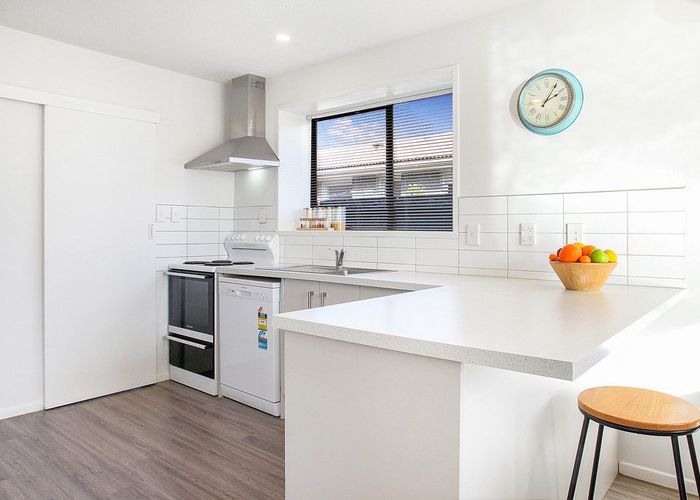  at 1/292 Greers Road, Bishopdale, Christchurch City, Canterbury