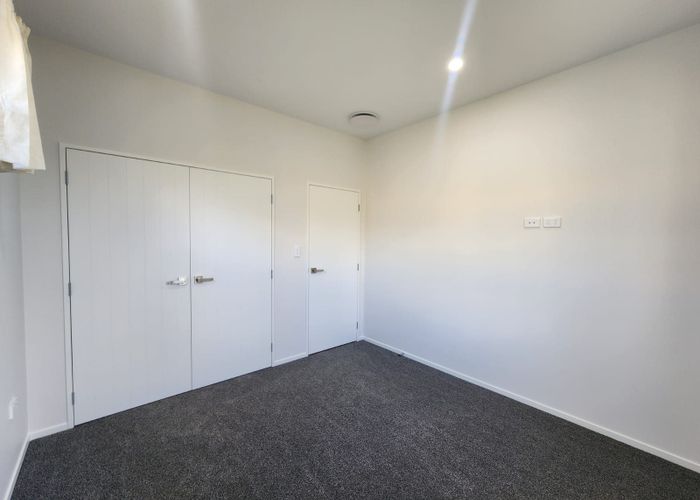  at 9 Annmarie Avenue, Totara Park, Auckland