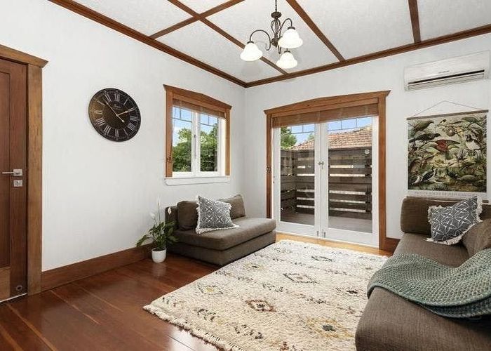 at 9 Bretton Terrace, Hillcrest, Hamilton