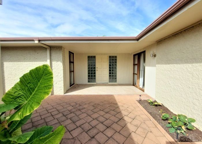  at 12 Chequers Avenue, Chartwell, Hamilton, Waikato