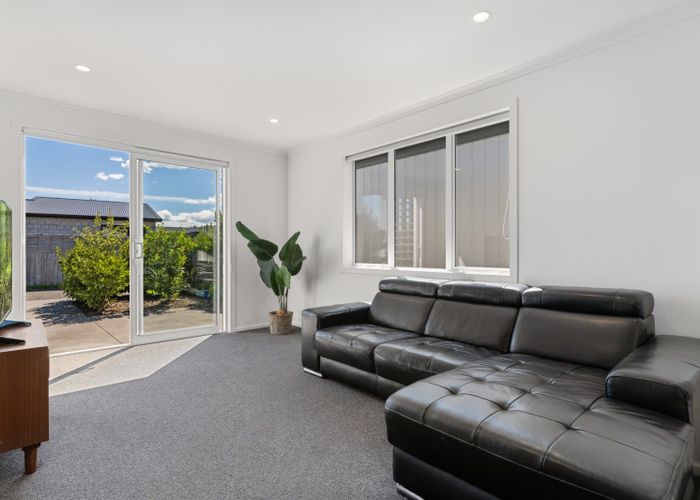  at 24 Foley Grove, Pyes Pa, Tauranga, Bay Of Plenty