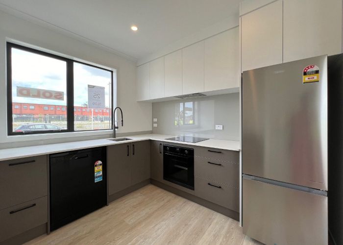  at 3 Te Tihi Street, Wiri, Auckland