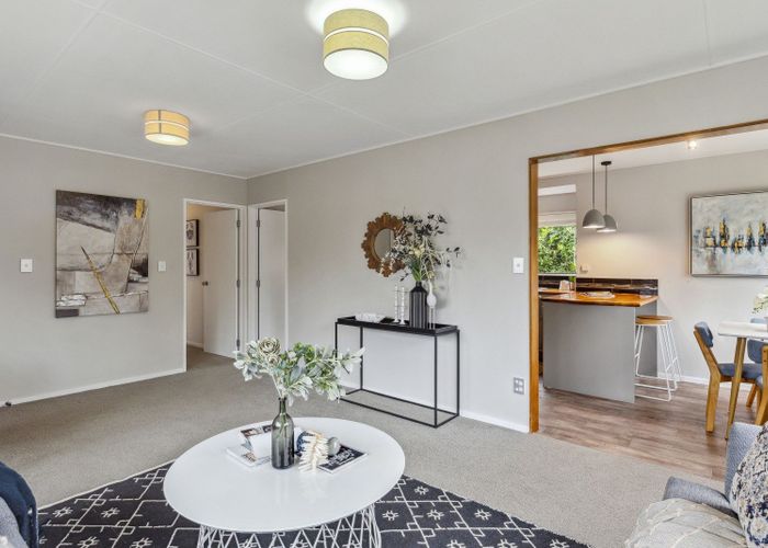  at 6 Jane Street , Waikanae Beach, Waikanae