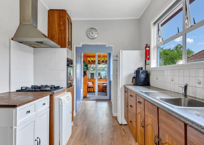  at 21 Galway Avenue, Hamilton East, Hamilton, Waikato