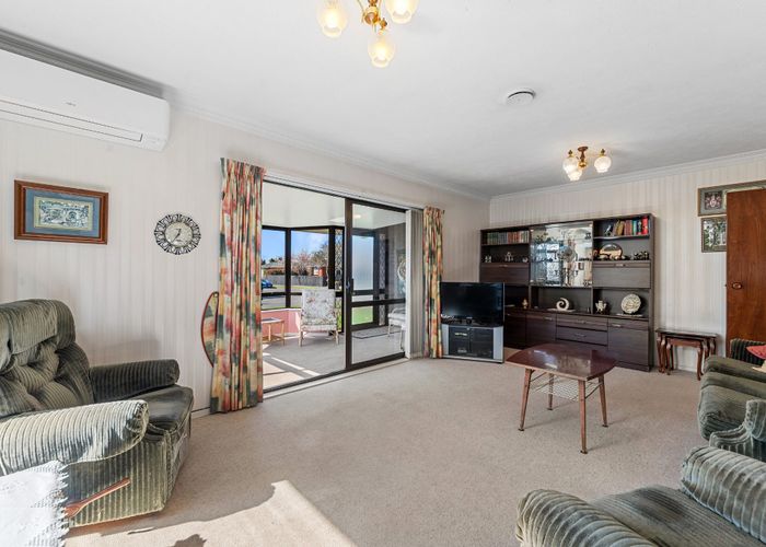  at 9 Lowry Avenue, Redwood, Christchurch City, Canterbury