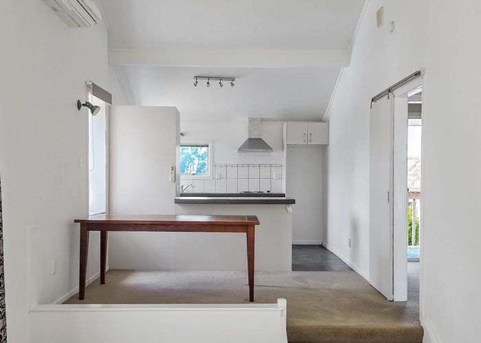  at 6  Jillian Drive, Ranui, Waitakere City, Auckland