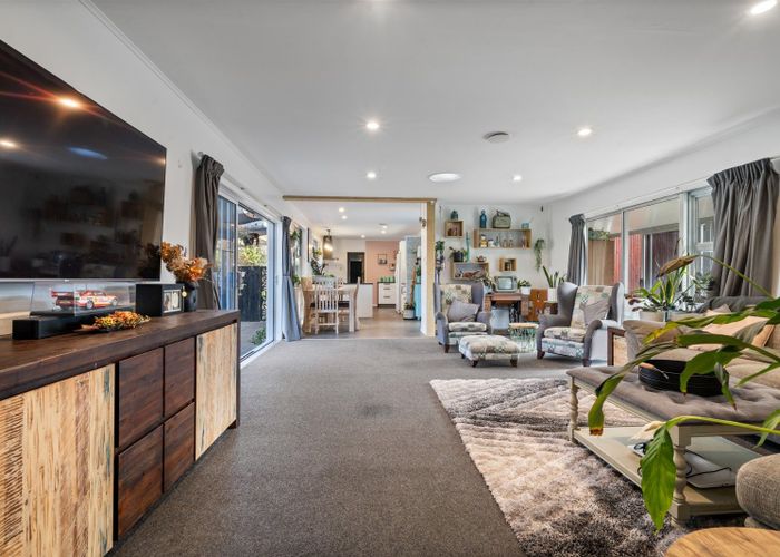  at 33E Sanders Avenue, Westown, New Plymouth, Taranaki
