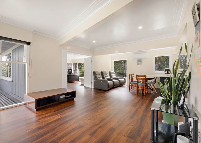  at 90 Lawrence Crescent, Hill Park, Manukau City, Auckland