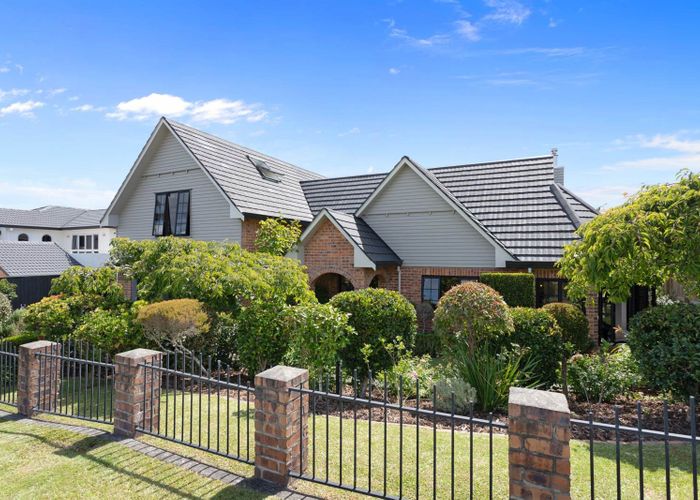  at 9  Kahala Place, West Harbour, Waitakere City, Auckland