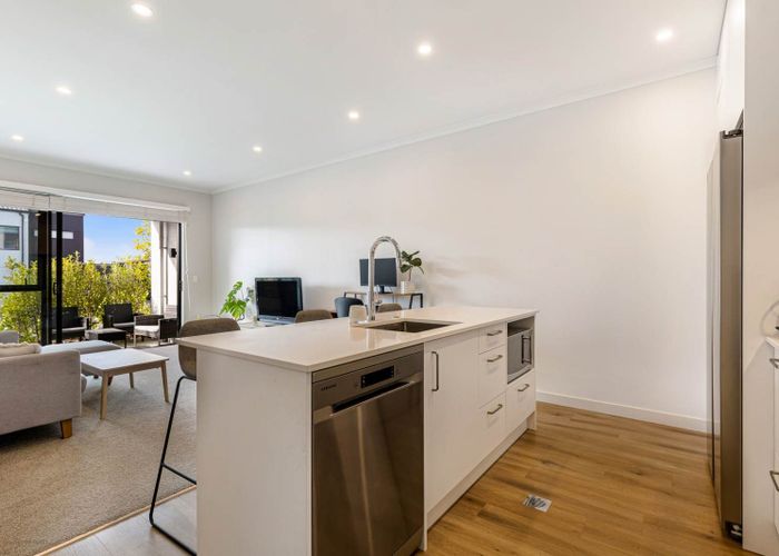  at 2/3 Genevieve Lane, Hobsonville, Waitakere City, Auckland
