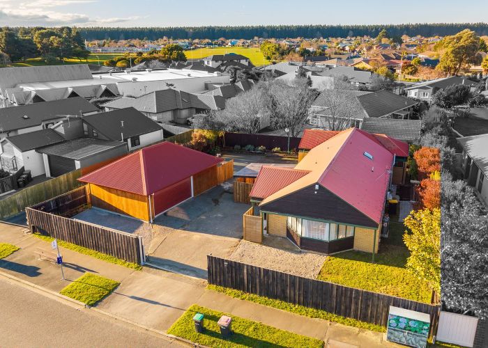  at 164 Queenspark Drive, Parklands, Christchurch City, Canterbury