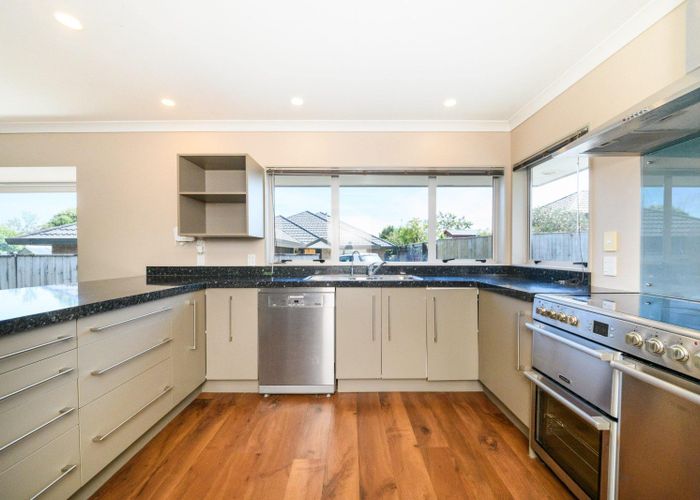  at 27 Johnstone Drive, Fitzherbert, Palmerston North, Manawatu / Whanganui