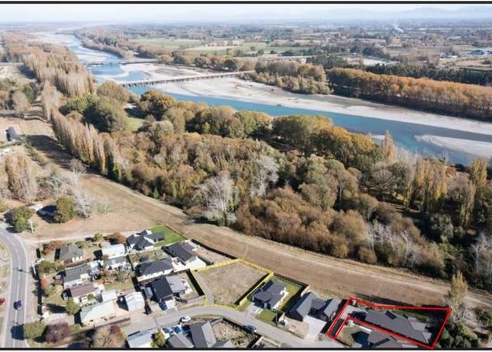  at 17 George Oliver Place, Kainga, Christchurch