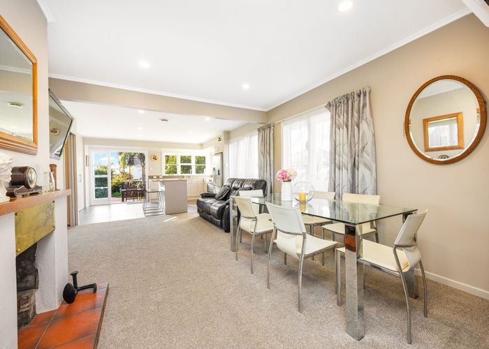  at 28 James Laurie Street, Henderson, Waitakere City, Auckland