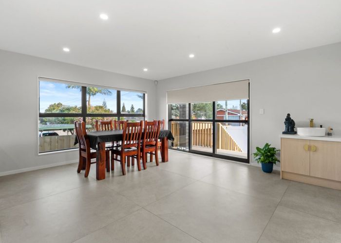  at 15 Tomlinson Street, Hillpark, Auckland