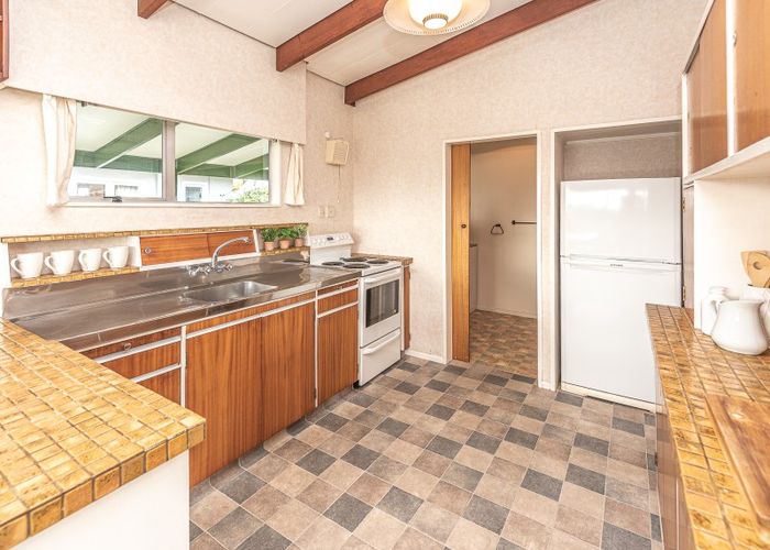  at 17 Stark Street, Durie Hill, Whanganui