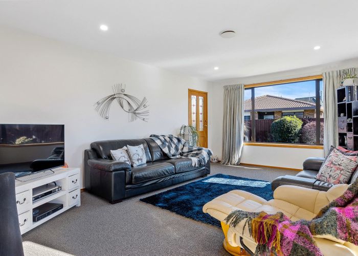  at 2/24 Kingrove Street, Bishopdale, Christchurch City, Canterbury