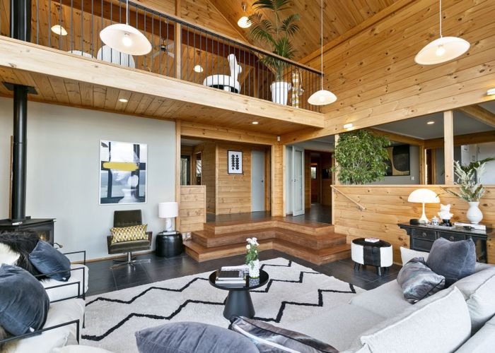  at 122 Black Rock Road, Newlands, Wellington