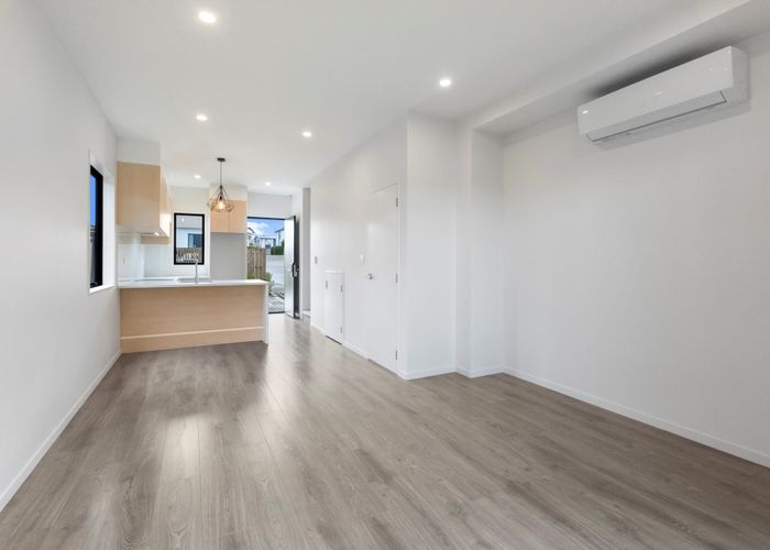  at 3/12 Arney Road, Ranui, Auckland
