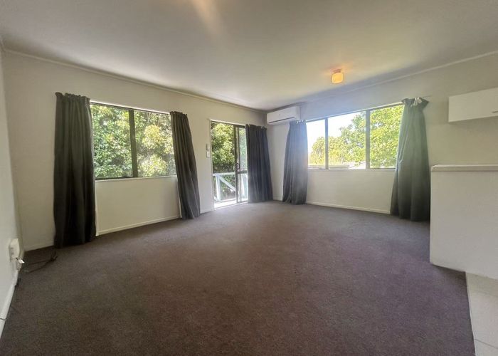  at 1/21 Lowtherhurst Road, Massey, Waitakere City, Auckland